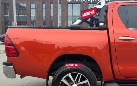 Toyota Hilux VIII, 2018 год, 4 650 000 рублей, 9 фотография