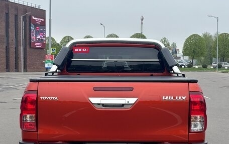 Toyota Hilux VIII, 2018 год, 4 650 000 рублей, 10 фотография