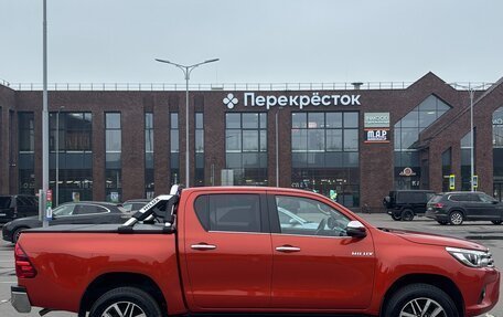 Toyota Hilux VIII, 2018 год, 4 650 000 рублей, 18 фотография