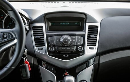 Chevrolet Cruze II, 2010 год, 658 000 рублей, 19 фотография