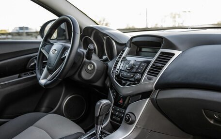 Chevrolet Cruze II, 2010 год, 658 000 рублей, 25 фотография