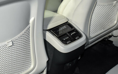 Volvo XC90 II рестайлинг, 2021 год, 3 997 860 рублей, 13 фотография