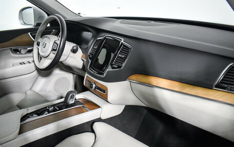 Volvo XC90 II рестайлинг, 2021 год, 3 997 860 рублей, 15 фотография