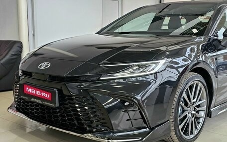 Toyota Camry, 2025 год, 4 390 000 рублей, 3 фотография