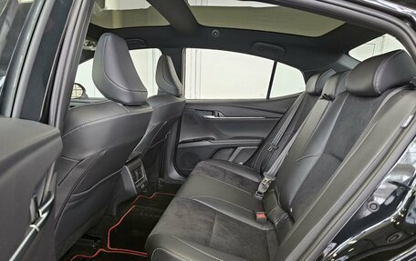 Toyota Camry, 2025 год, 4 390 000 рублей, 21 фотография