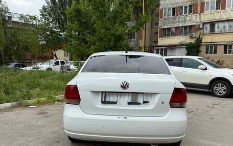 Volkswagen Polo VI (EU Market), 2015 год, 800 000 рублей, 3 фотография