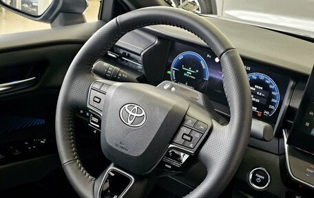 Toyota Camry, 2025 год, 4 390 000 рублей, 29 фотография