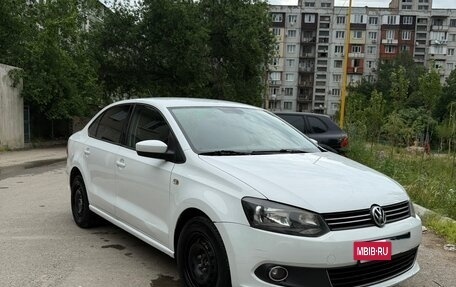Volkswagen Polo VI (EU Market), 2015 год, 800 000 рублей, 9 фотография