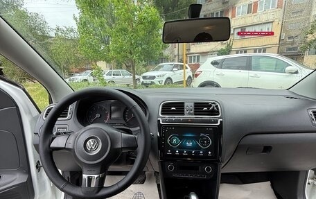 Volkswagen Polo VI (EU Market), 2015 год, 800 000 рублей, 15 фотография