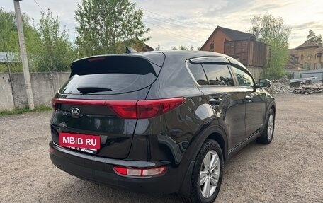 KIA Sportage IV рестайлинг, 2018 год, 2 050 000 рублей, 2 фотография