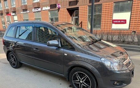 Opel Zafira B, 2011 год, 885 000 рублей, 2 фотография