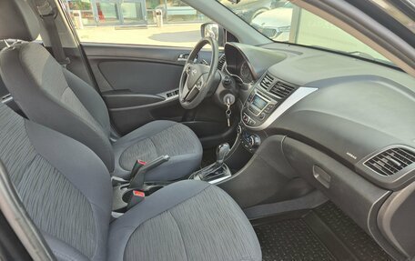 Hyundai Solaris II рестайлинг, 2016 год, 947 000 рублей, 7 фотография