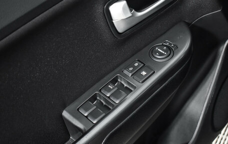 KIA Rio III рестайлинг, 2012 год, 839 000 рублей, 10 фотография