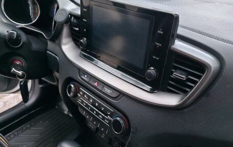 KIA cee'd III, 2020 год, 1 480 000 рублей, 23 фотография