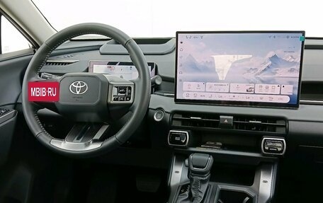Toyota RAV4, 2026 год, 4 500 000 рублей, 13 фотография