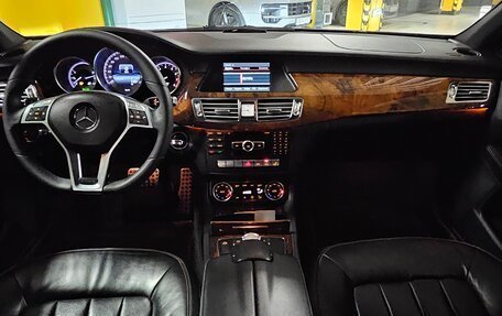 Mercedes-Benz CLS, 2013 год, 1 990 000 рублей, 10 фотография