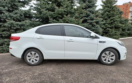KIA Rio III рестайлинг, 2015 год, 1 050 000 рублей, 8 фотография