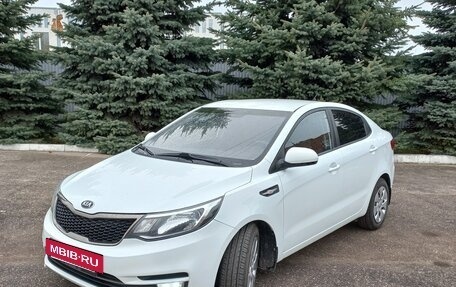 KIA Rio III рестайлинг, 2015 год, 1 050 000 рублей, 3 фотография