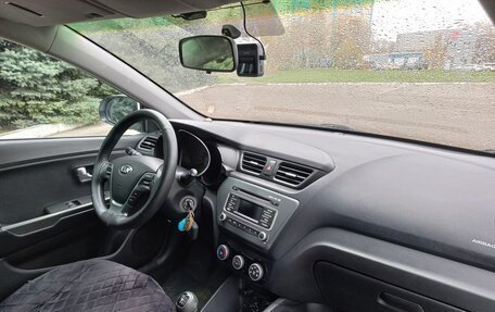 KIA Rio III рестайлинг, 2015 год, 1 050 000 рублей, 23 фотография