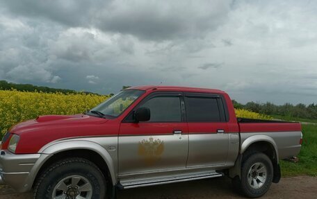 Mitsubishi L200 III рестайлинг, 2005 год, 1 100 000 рублей, 3 фотография