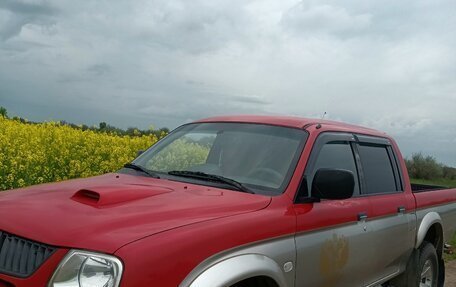 Mitsubishi L200 III рестайлинг, 2005 год, 1 100 000 рублей, 5 фотография
