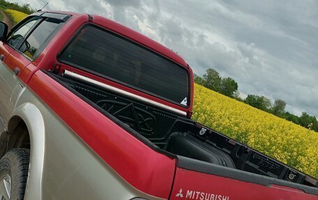 Mitsubishi L200 III рестайлинг, 2005 год, 1 100 000 рублей, 7 фотография