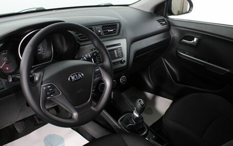KIA Rio III рестайлинг, 2016 год, 1 000 000 рублей, 10 фотография