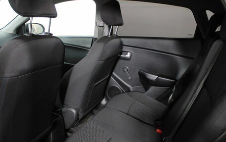 KIA Rio III рестайлинг, 2016 год, 1 000 000 рублей, 11 фотография