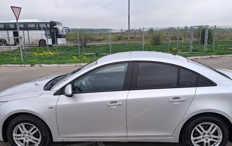 Chevrolet Cruze II, 2012 год, 690 000 рублей, 3 фотография