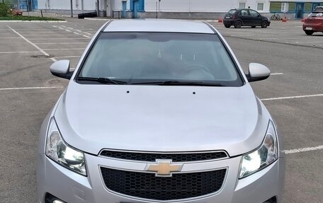 Chevrolet Cruze II, 2012 год, 690 000 рублей, 2 фотография