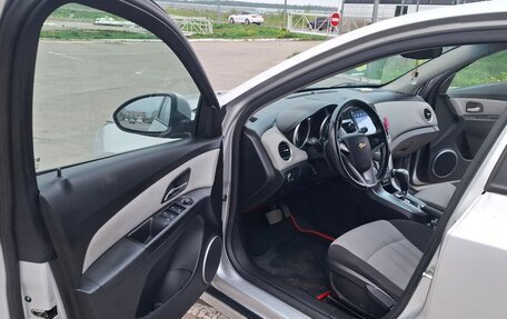 Chevrolet Cruze II, 2012 год, 690 000 рублей, 10 фотография
