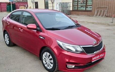 KIA Rio III рестайлинг, 2017 год, 900 000 рублей, 1 фотография