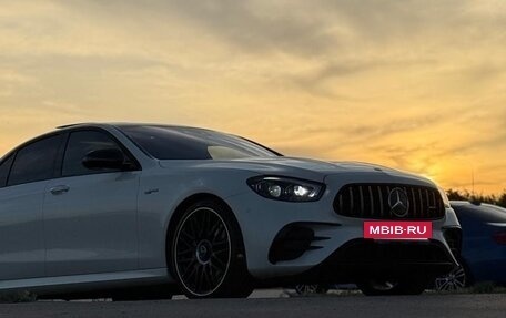 Mercedes-Benz E-Класс AMG, 2017 год, 5 280 000 рублей, 3 фотография