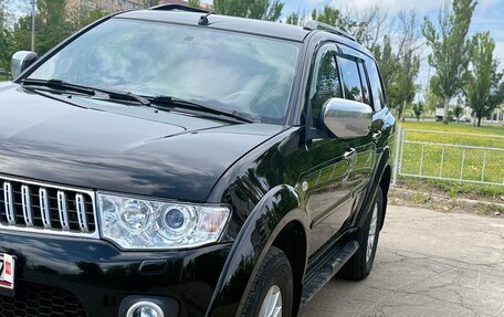 Mitsubishi Pajero Sport II рестайлинг, 2011 год, 1 800 000 рублей, 2 фотография