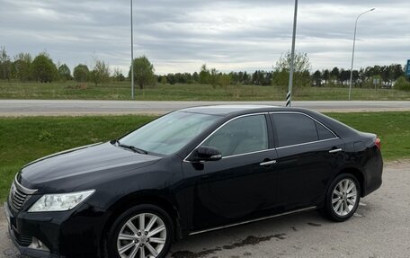 Toyota Camry, 2014 год, 1 790 000 рублей, 2 фотография