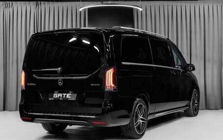Mercedes-Benz V-Класс, 2025 год, 16 308 800 рублей, 2 фотография