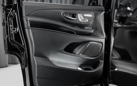 Mercedes-Benz V-Класс, 2025 год, 16 308 800 рублей, 16 фотография