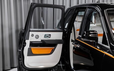 Rolls-Royce Cullinan, 2025 год, 71 965 800 рублей, 19 фотография