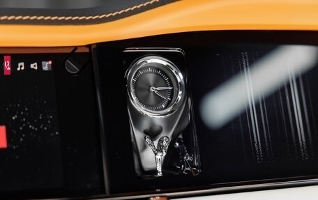 Rolls-Royce Cullinan, 2025 год, 71 965 800 рублей, 39 фотография