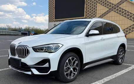 BMW X1, 2022 год, 2 300 000 рублей, 1 фотография