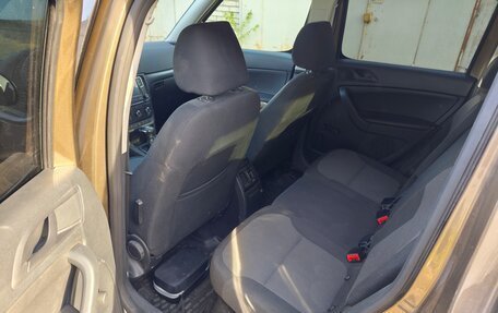Skoda Yeti I рестайлинг, 2011 год, 800 000 рублей, 5 фотография