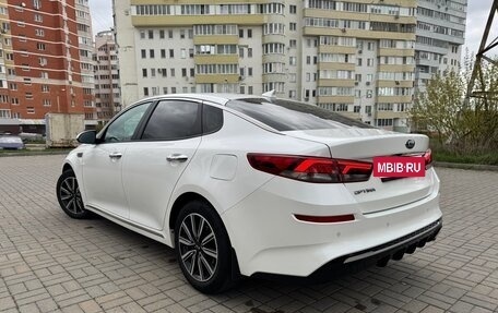KIA Optima IV, 2019 год, 2 300 000 рублей, 7 фотография
