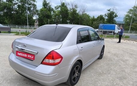 Nissan Tiida, 2010 год, 720 000 рублей, 3 фотография