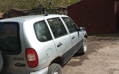 Chevrolet Niva I рестайлинг, 2006 год, 200 000 рублей, 2 фотография
