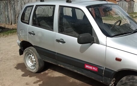 Chevrolet Niva I рестайлинг, 2006 год, 200 000 рублей, 5 фотография
