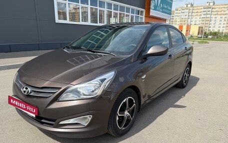 Hyundai Solaris II рестайлинг, 2016 год, 1 120 000 рублей, 3 фотография