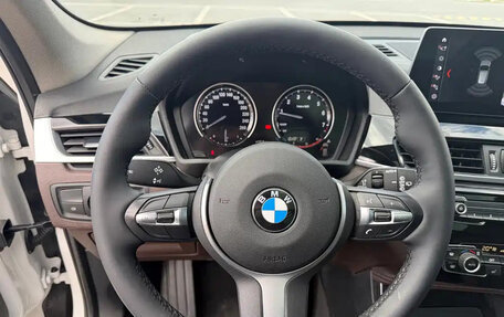 BMW X1, 2022 год, 2 300 000 рублей, 14 фотография