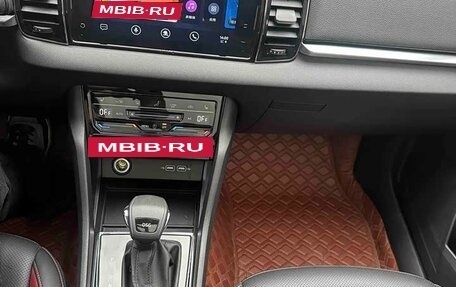 Skoda Karoq I, 2022 год, 1 750 018 рублей, 11 фотография