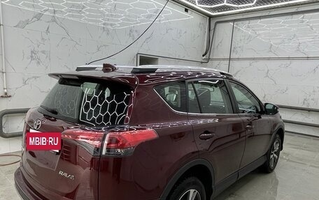 Toyota RAV4, 2018 год, 2 235 000 рублей, 12 фотография