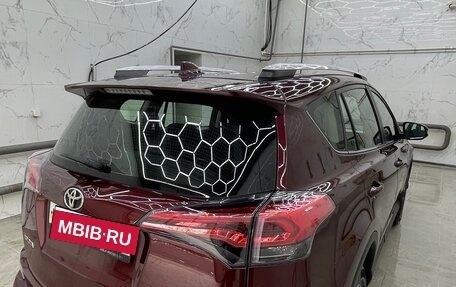 Toyota RAV4, 2018 год, 2 235 000 рублей, 11 фотография